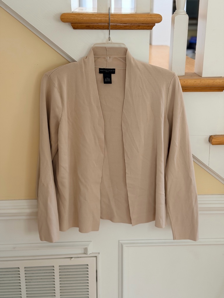 Ladies Size P/M Madison Studio Open-Front Sweater Like Blazer In Beige Guc